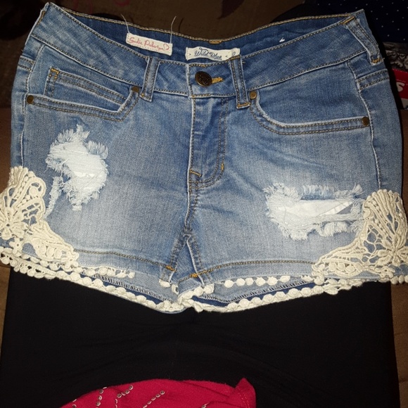 Lace shorts - Picture 1 of 5